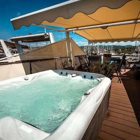 Floating Sea House Panther Superior Apartment Portoroz